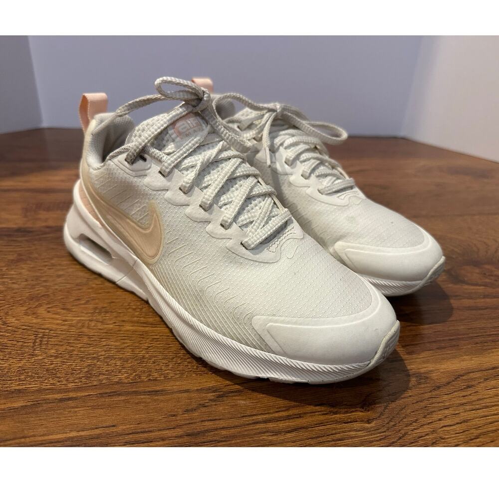 Nike Air Max Nuaxis Sneakers Women’s 7.5 White Pink Running Shoes Classic